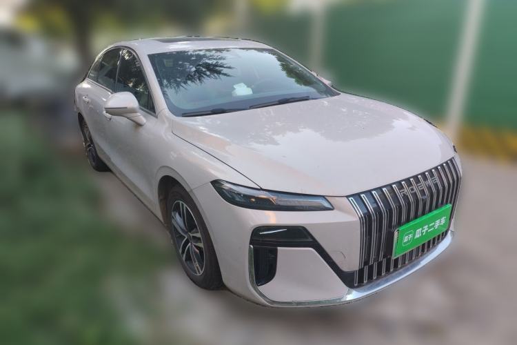 Used Roewe M7 DMH 2025 Model 160km Comfort Version Front Right 45 Deg