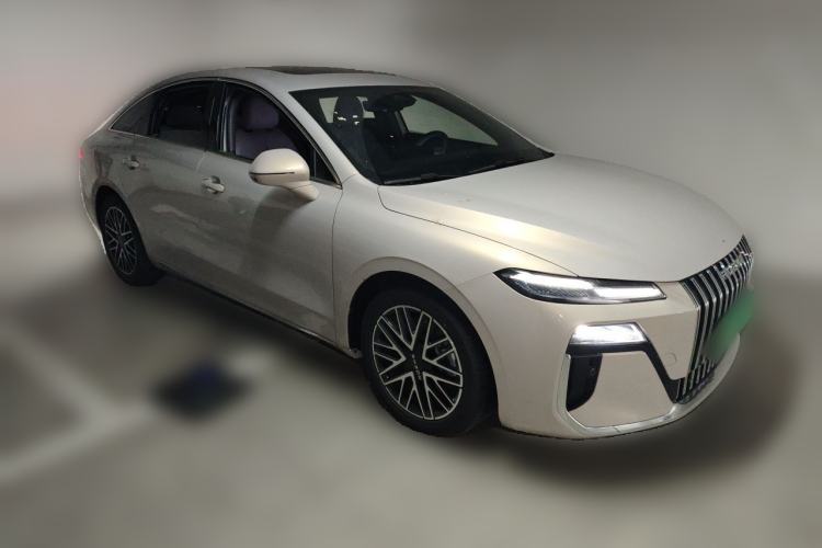 Used Roewe M7 DMH 2025 Model 160km Enjoyment Version Front Right 45 Deg