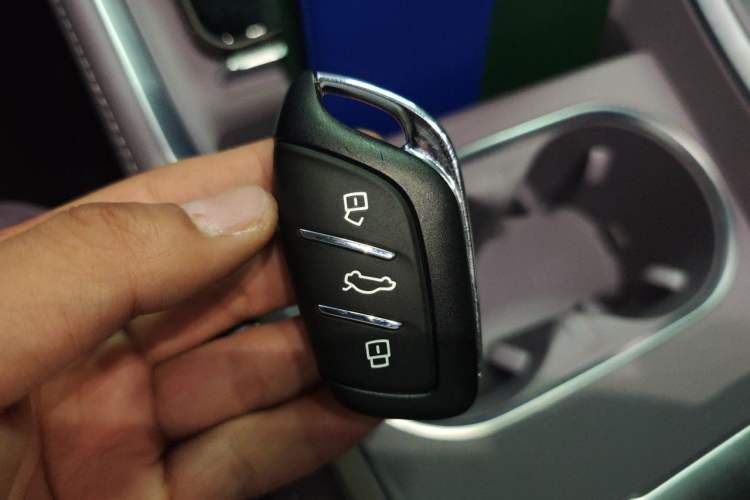 Used Roewe M7 DMH 2025 Model 160km Enjoyment Version Vehicle Key
