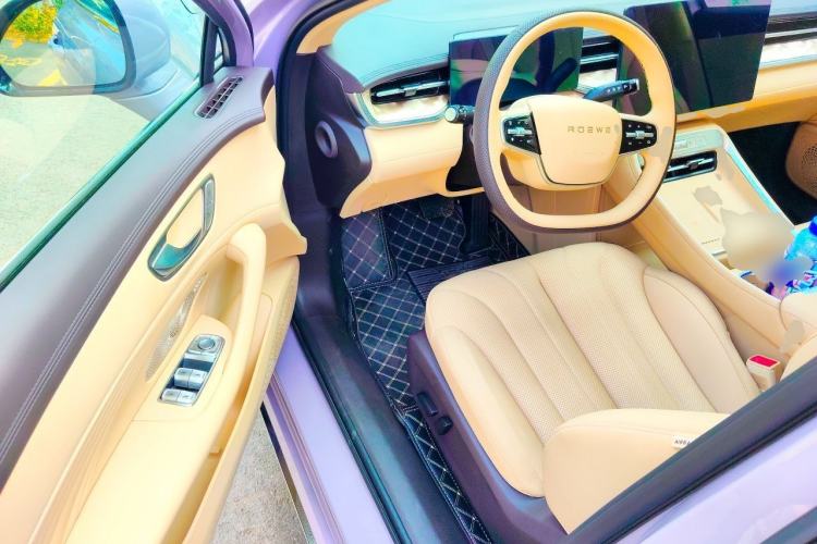 Used Roewe M7 DMH 2025 Model 160km Premium Version Driver Seat