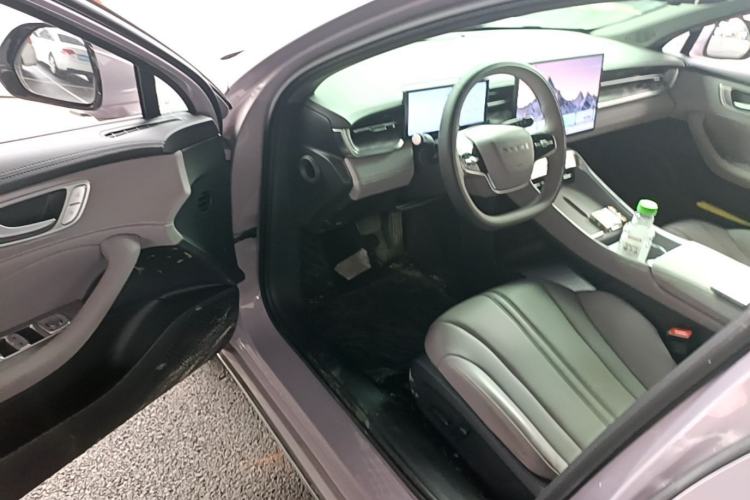 Used Roewe M7 DMH 2025 Model 160km Comfort Version Driver Seat