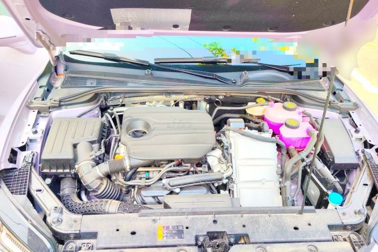 Used Roewe M7 DMH 2025 Model 160km Premium Version Engine Bay