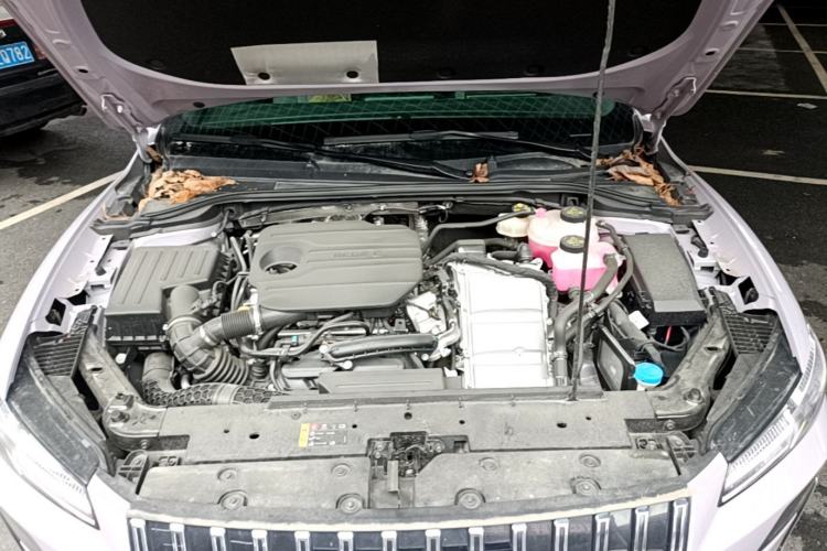 Used Roewe M7 DMH 2025 Model 160km Comfort Version Engine Bay
