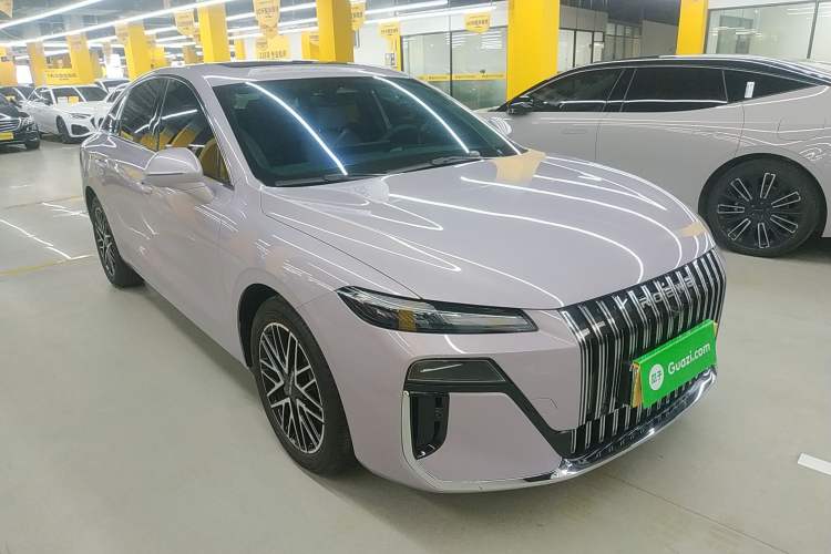 Used Roewe M7 DMH 2025 Model 160km Enjoyment Version Exterior 1