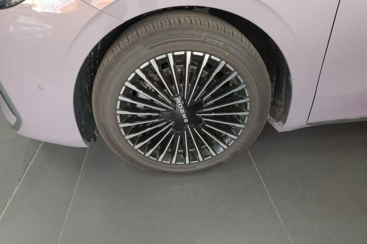 Used Roewe M7 DMH 2025 Model 160km Premium Version Exterior 7