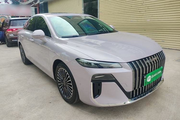 Used Roewe M7 DMH 2025 Model 160km Premium Version Front Right 45 Deg