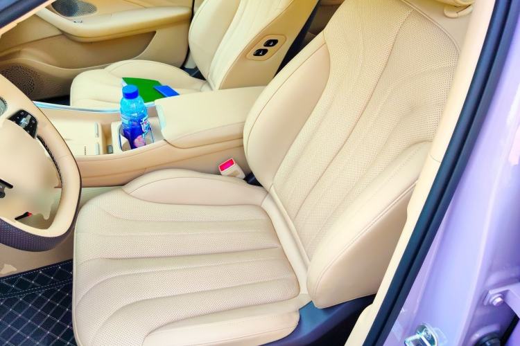 Used Roewe M7 DMH 2025 Model 160km Premium Version Left Front Seat