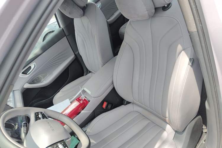 Used Roewe M7 DMH 2025 Model 160km Enjoyment Version Left Front Seat