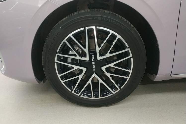 Used Roewe M7 DMH 2025 Model 160km Enjoyment Version Left Front Wheel Hub