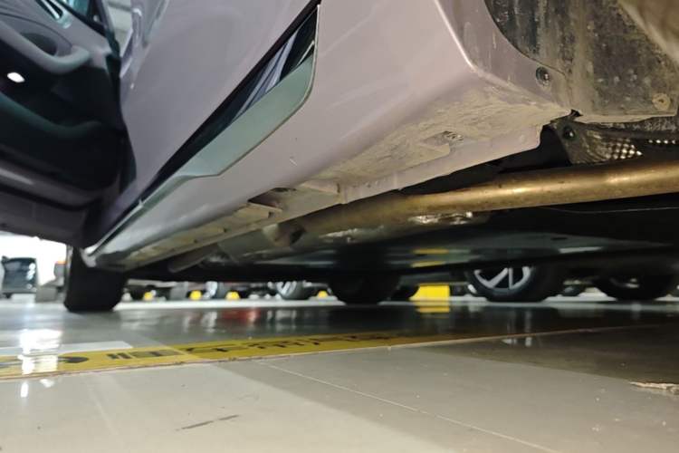 Used Roewe M7 DMH 2025 Model 160km Enjoyment Version Left Side Sill