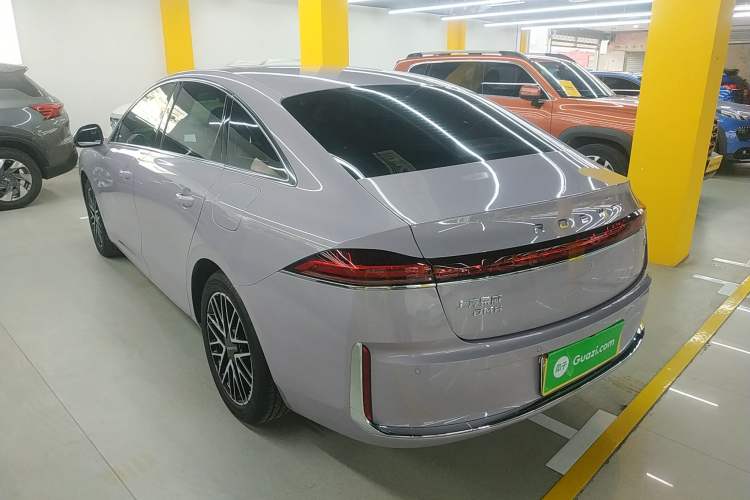 Used Roewe M7 DMH 2025 Model 160km Enjoyment Version Rear Left 45 Deg