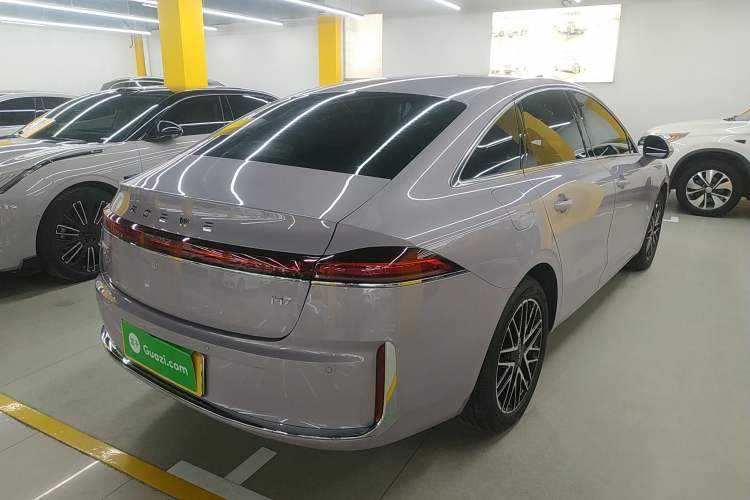 Used Roewe M7 DMH 2025 Model 160km Enjoyment Version Rear Right 45 Deg