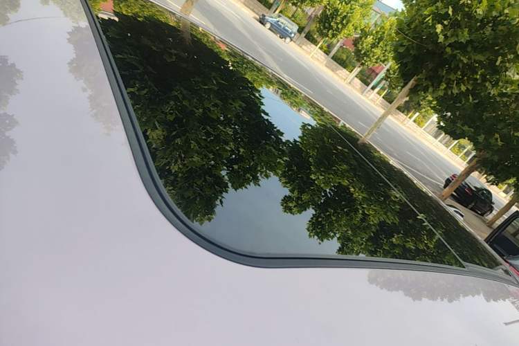 Used Roewe M7 DMH 2025 Model 160km Premium Version Roof
