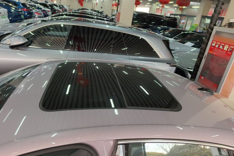 Used Roewe M7 DMH 2025 Model 160km Premium Version Roof