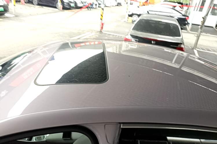 Used Roewe M7 DMH 2025 Model 160km Comfort Version Roof