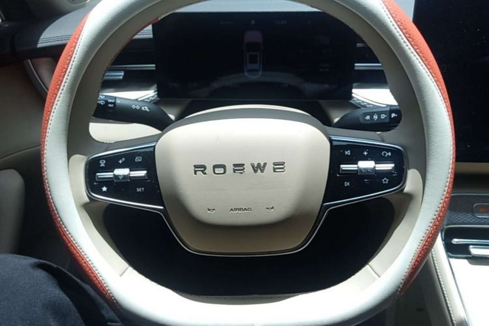 Used Roewe M7 DMH 2025 Model 160km Premium Version Steering Wheel