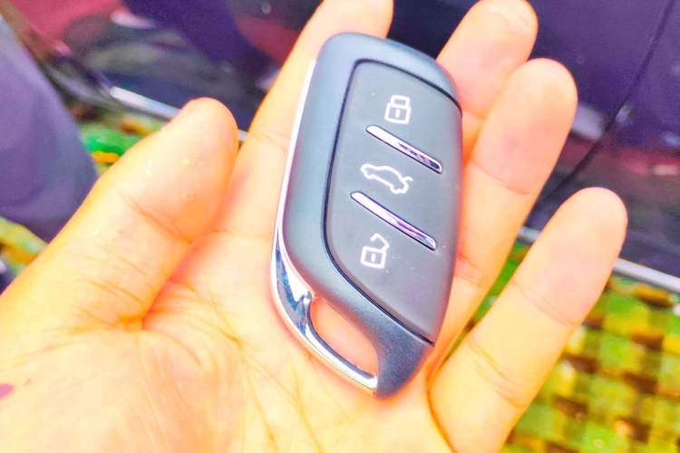 Used Roewe M7 DMH 2025 Model 160km Comfort Version Vehicle Key