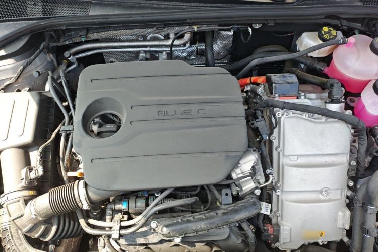 Used Roewe M7 DMH 2025 Model 160km Comfort Version Engine Bay