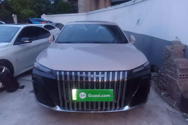 Used Roewe M7 DMH 2025 Model 160km Premium Version Front