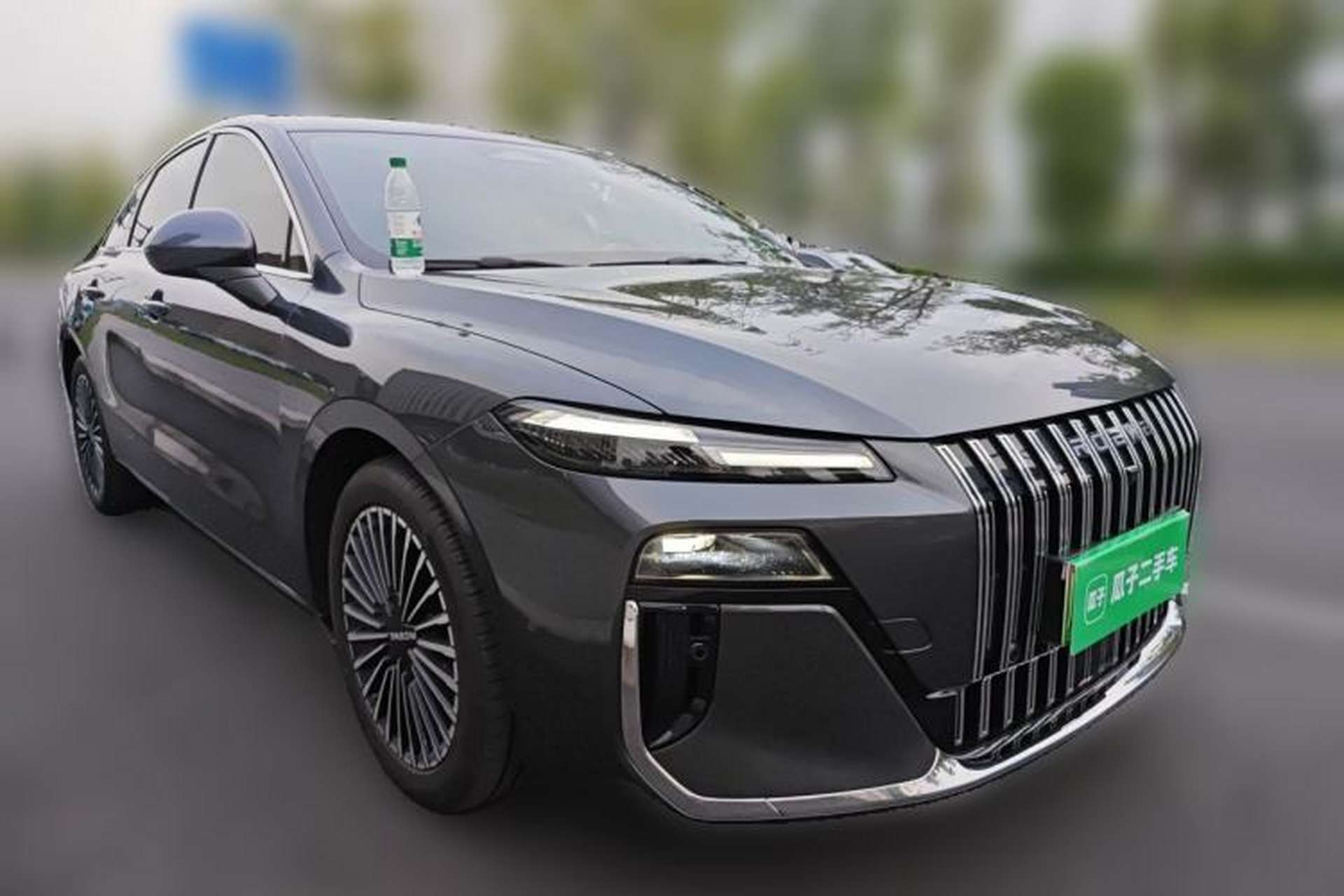 Used Roewe M7 DMH 2025 Model 160km Premium Version Front Right 45 Deg