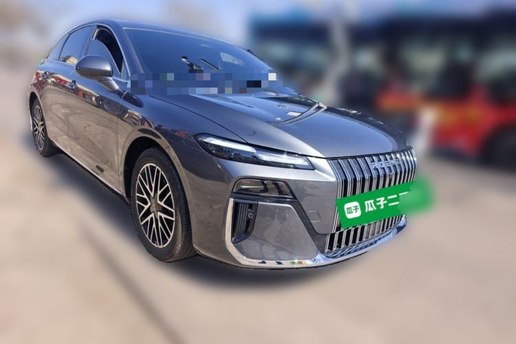 Used Roewe M7 DMH 2025 Model 160km Comfort Version Front Right 45 Deg