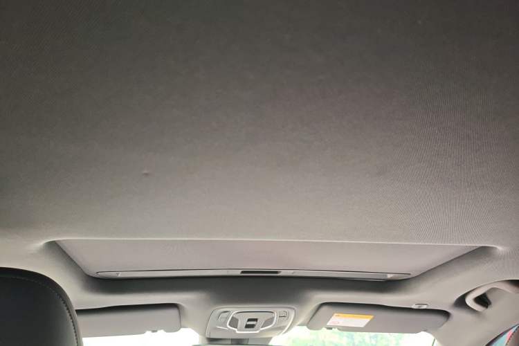 Used Roewe M7 DMH 2025 Model 160km Comfort Version Headliner