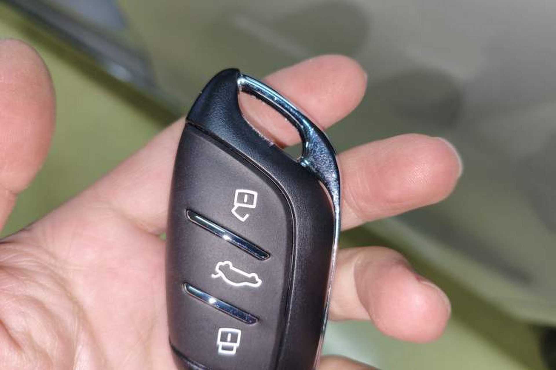 Used Roewe M7 DMH 2025 Model 160km Enjoyment Version Interior 1