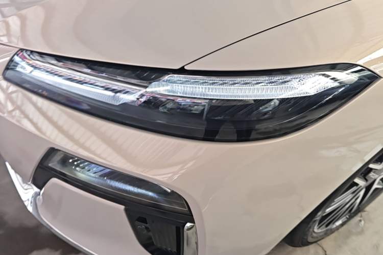Used Roewe M7 DMH 2025 Model 160km Enjoyment Version Left Front Headlight