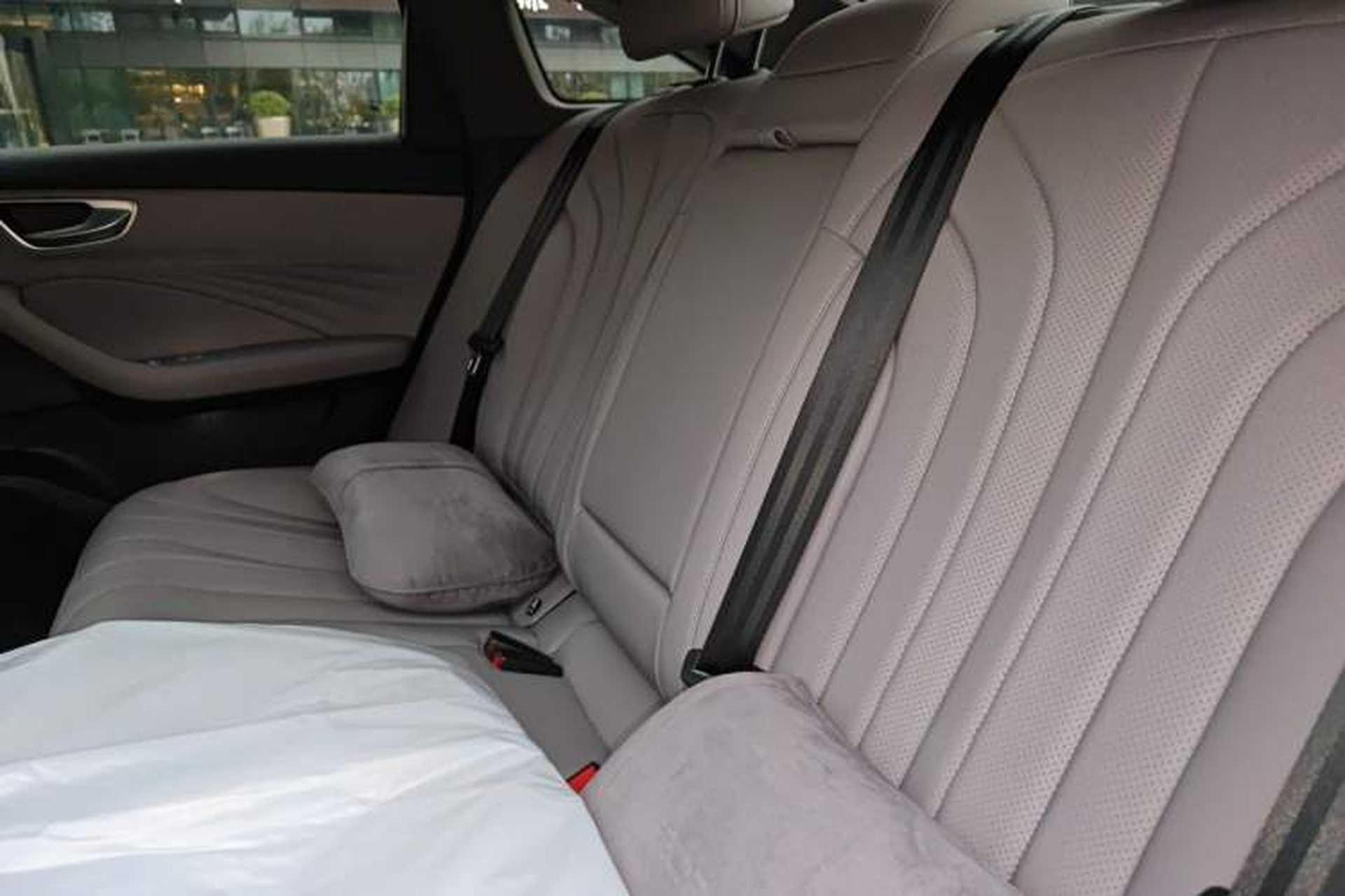Used Roewe M7 DMH 2025 Model 160km Premium Version Left Rear Seat