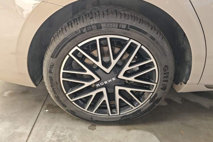 Used Roewe M7 DMH 2025 Model 160km Enjoyment Version Right Rear Wheel Hub