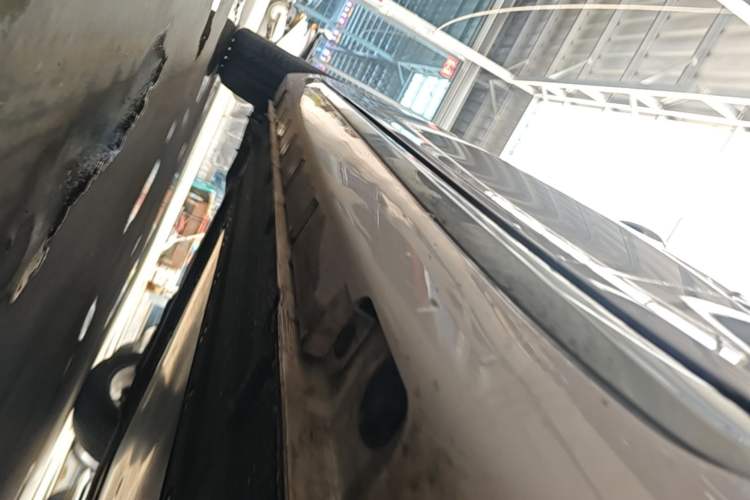 Used Roewe M7 DMH 2025 Model 160km Enjoyment Version Right Side Sill