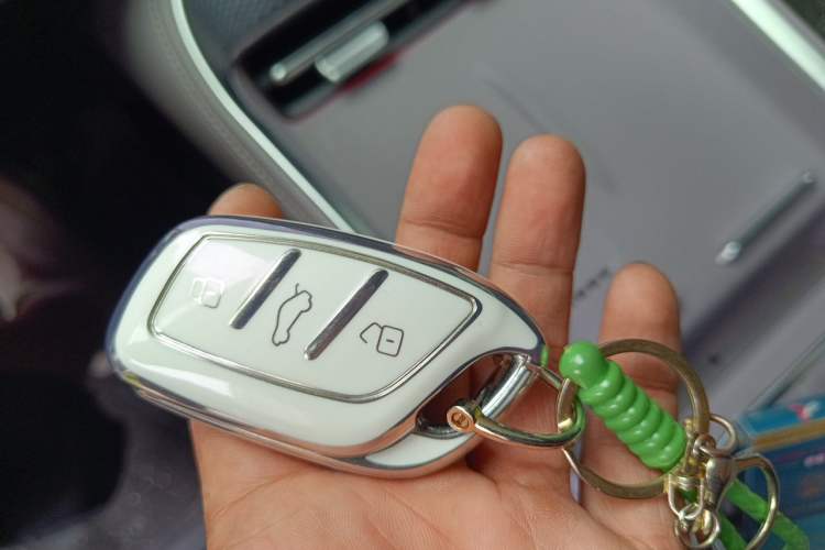 Used Roewe M7 DMH 2025 Model 160km Enjoyment Version Vehicle Key