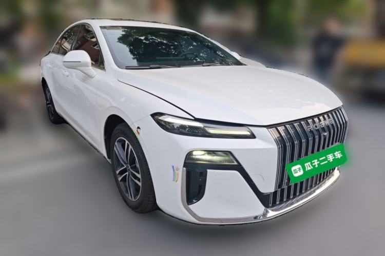Used Roewe M7 DMH 2025 Model 160km Comfort Version Front Right 45 Deg