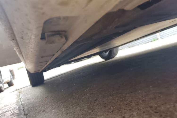 Used Roewe M7 DMH 2025 Model 160km Premium Version Right Side Sill