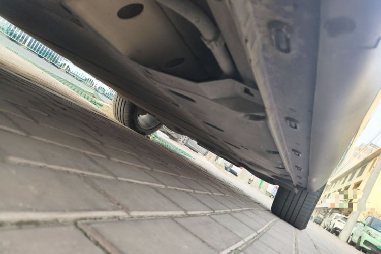 Used Roewe MARVEL X 2018 All-Wheel-Drive Model Chassis Front Left