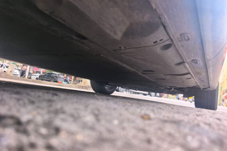 Used Roewe MARVEL X 2018 All-Wheel-Drive Model Chassis Rear Right