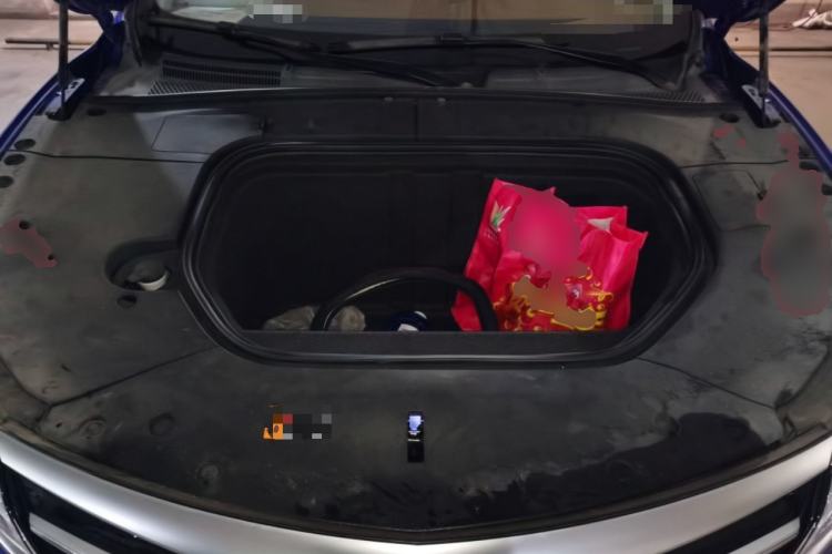 Used Roewe MARVEL X 2018 Rear-Drive Model Engine Bay
