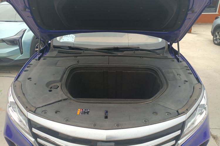 Used Roewe MARVEL X 2018 Rear-Drive Model Engine Bay