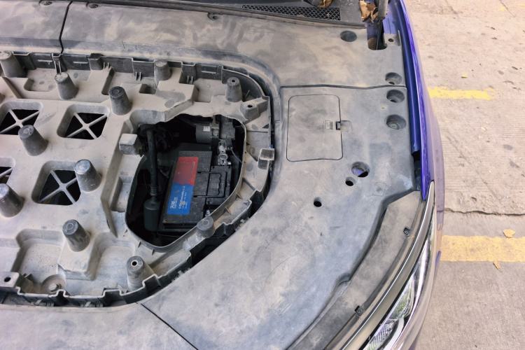 Used Roewe MARVEL X 2018 All-Wheel-Drive Model Engine Bay Left