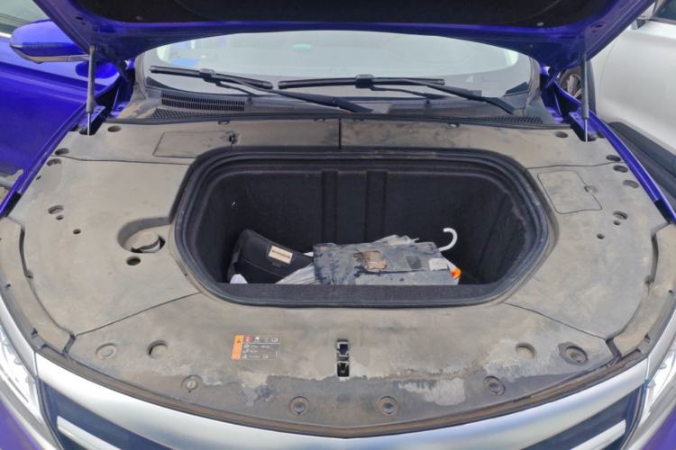 Used Roewe MARVEL X 2018 Rear-Drive Model Engine Bay