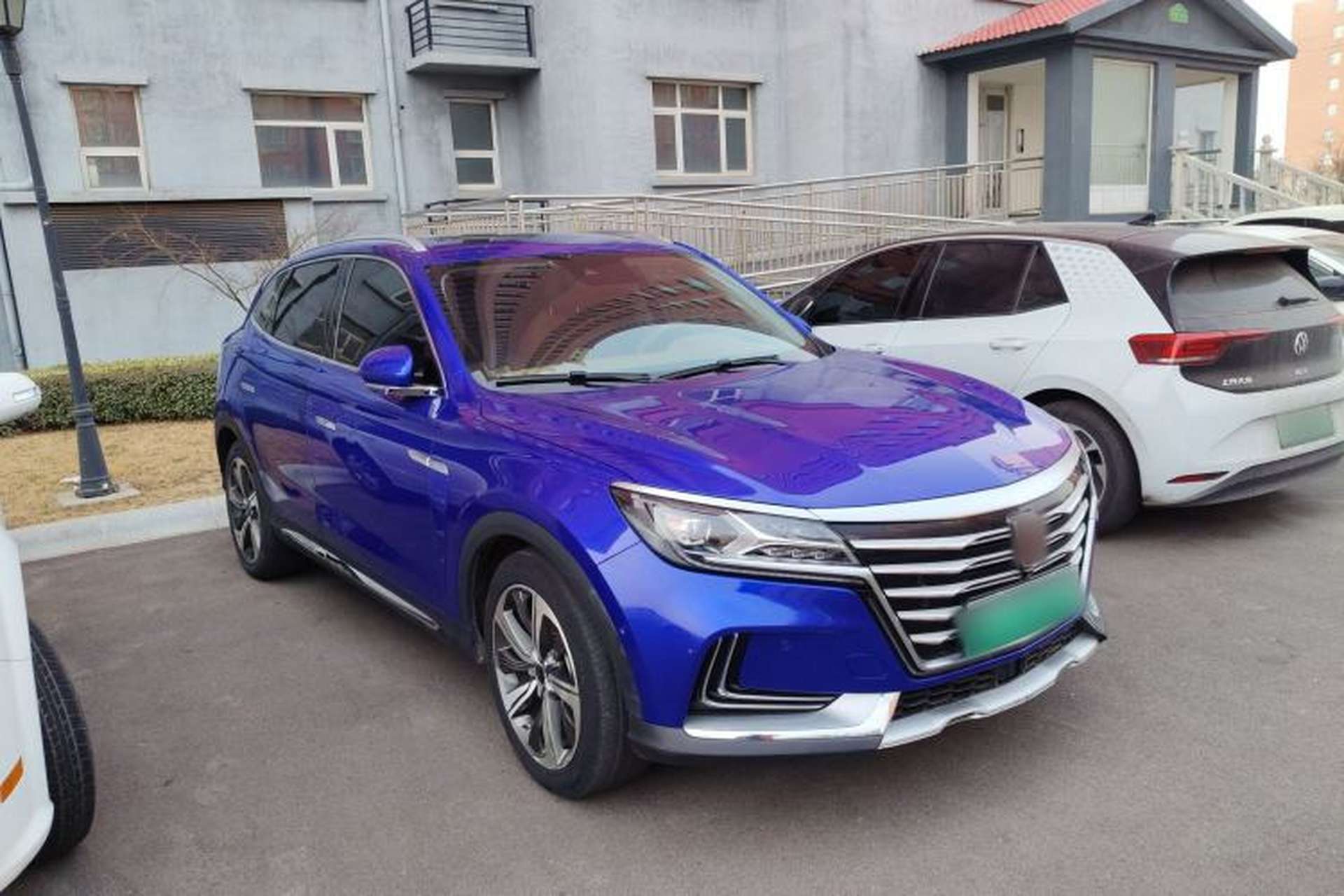Used Roewe MARVEL X 2018 All-Wheel-Drive Model Exterior 1