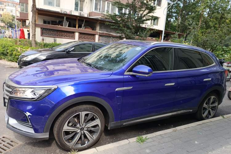 Used Roewe MARVEL X 2018 Rear-Drive Model Exterior 3