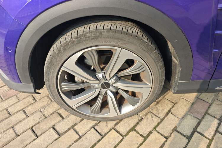 Used Roewe MARVEL X 2018 Rear-Drive Model Exterior 3