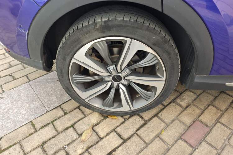 Used Roewe MARVEL X 2018 Rear-Drive Model Exterior 4