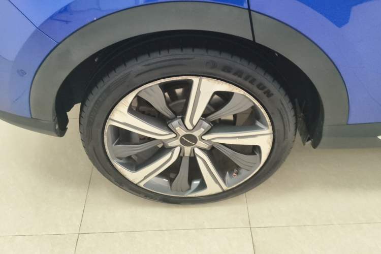 Used Roewe MARVEL X 2018 Rear-Drive Model Exterior 5
