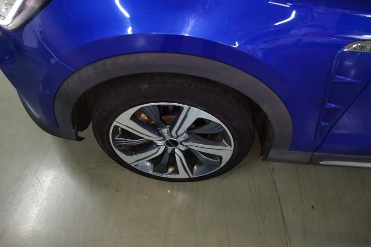 Used Roewe MARVEL X 2018 Rear-Drive Model Exterior 7