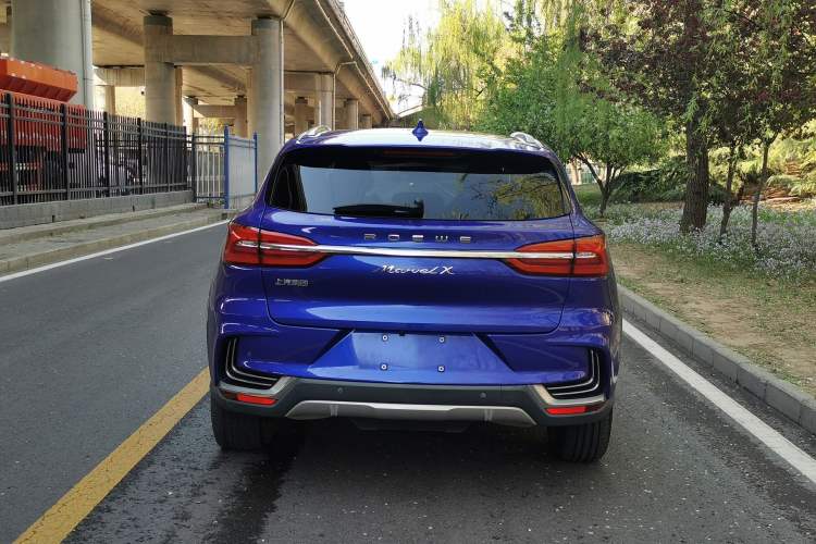 Used Roewe MARVEL X 2018 Rear-Drive Model Exterior 7