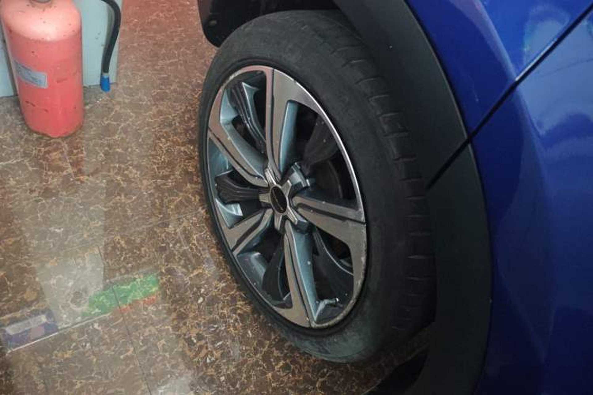 Used Roewe MARVEL X 2018 Rear-Drive Model Exterior 8