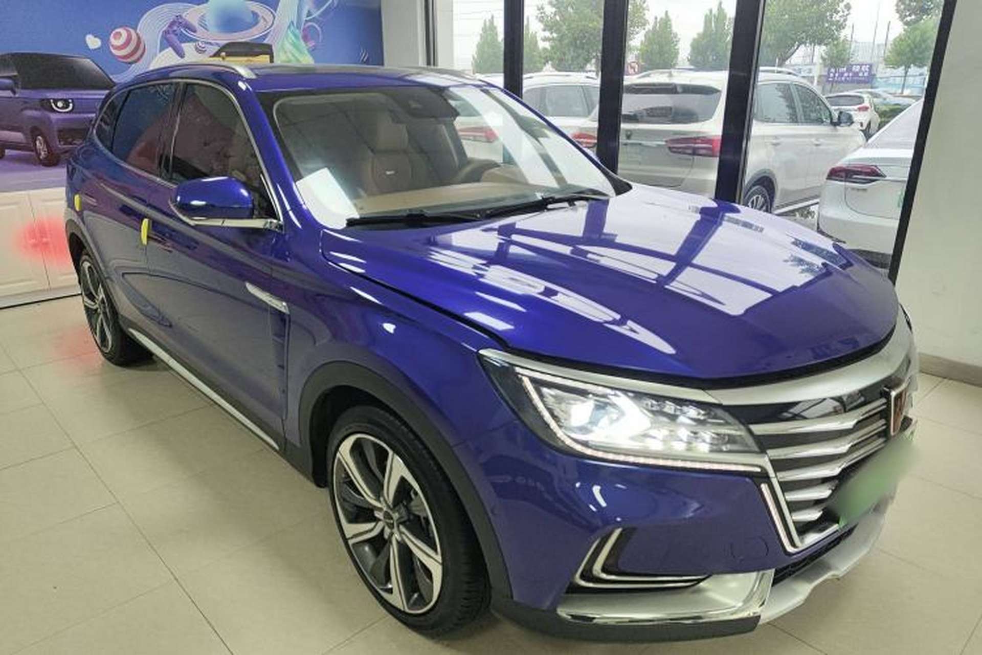 Used Roewe MARVEL X 2018 Rear-Drive Model Front Right 45 Deg