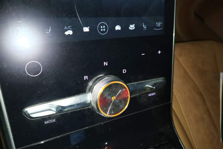 Used Roewe MARVEL X 2018 Rear-Drive Model Gear Lever